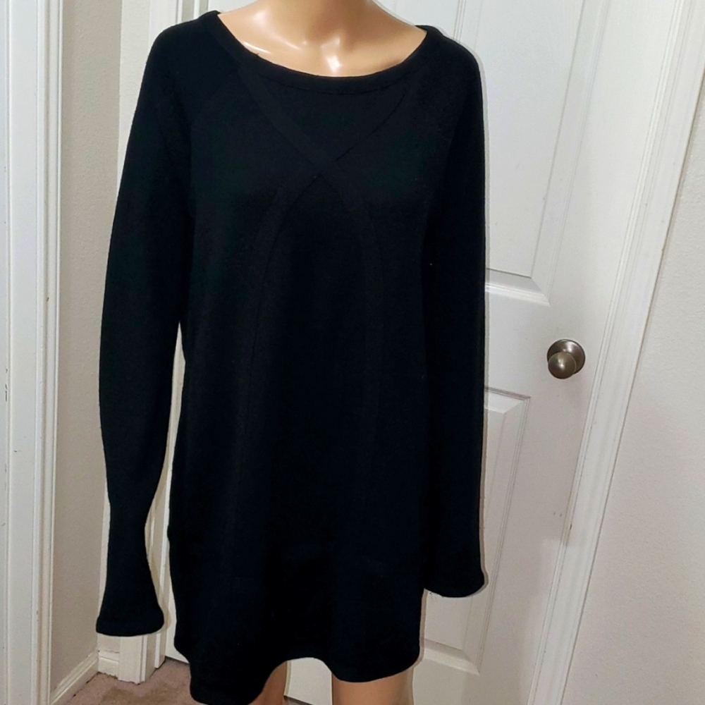 Bcbgmaxazria L Merino wool mini sweater dress mod etching details wide neck